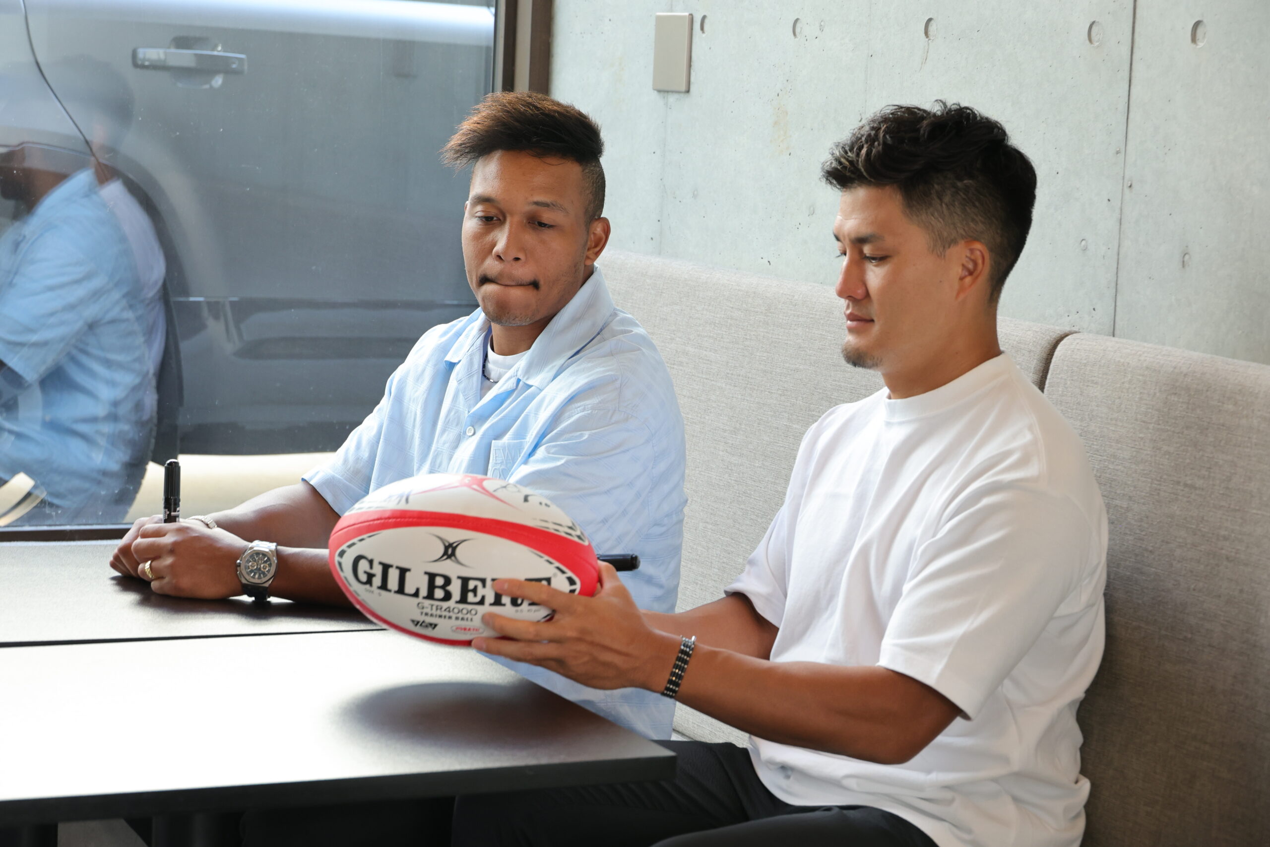 松島幸太朗選手　田村熙選手