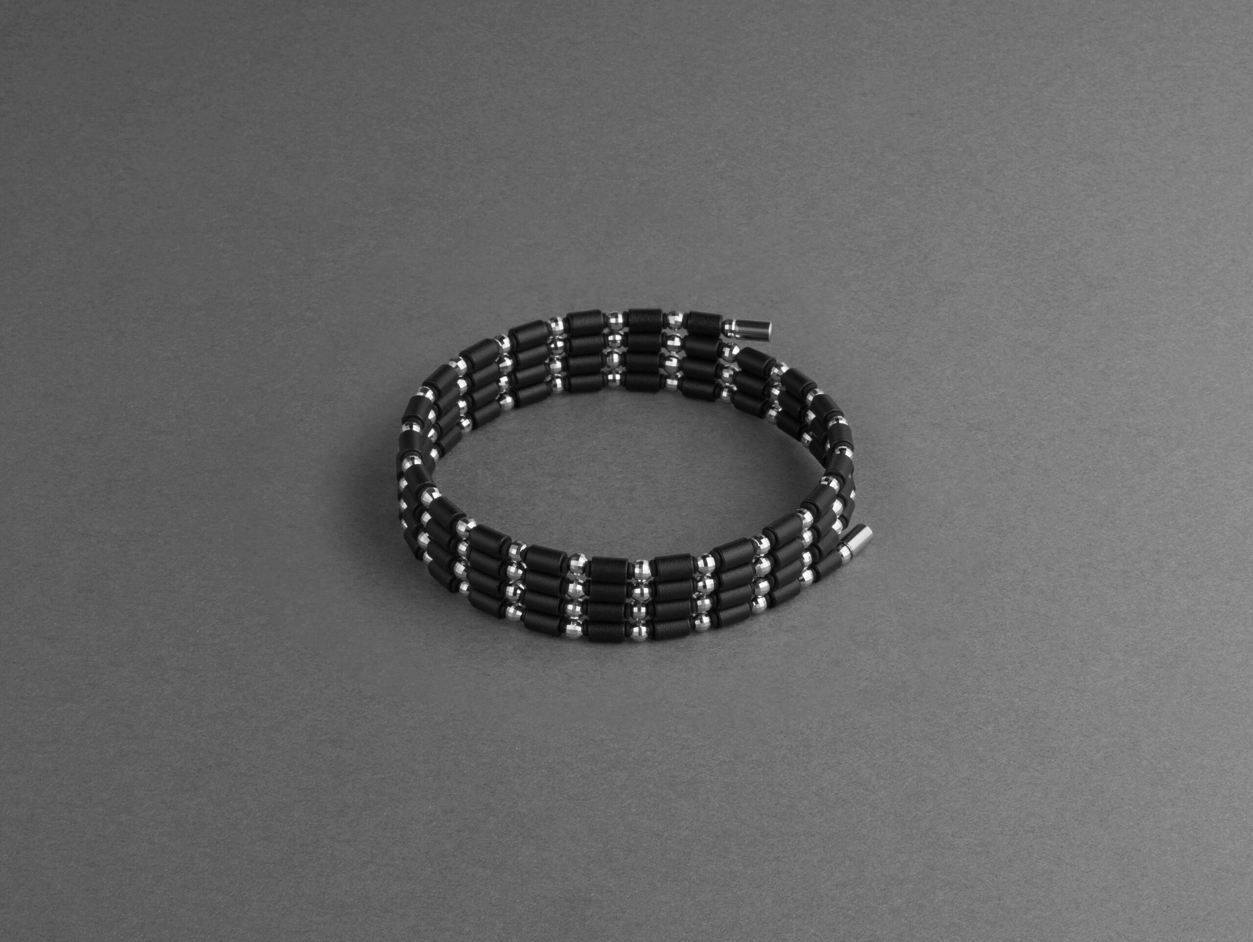 コアフォースループプラチナ