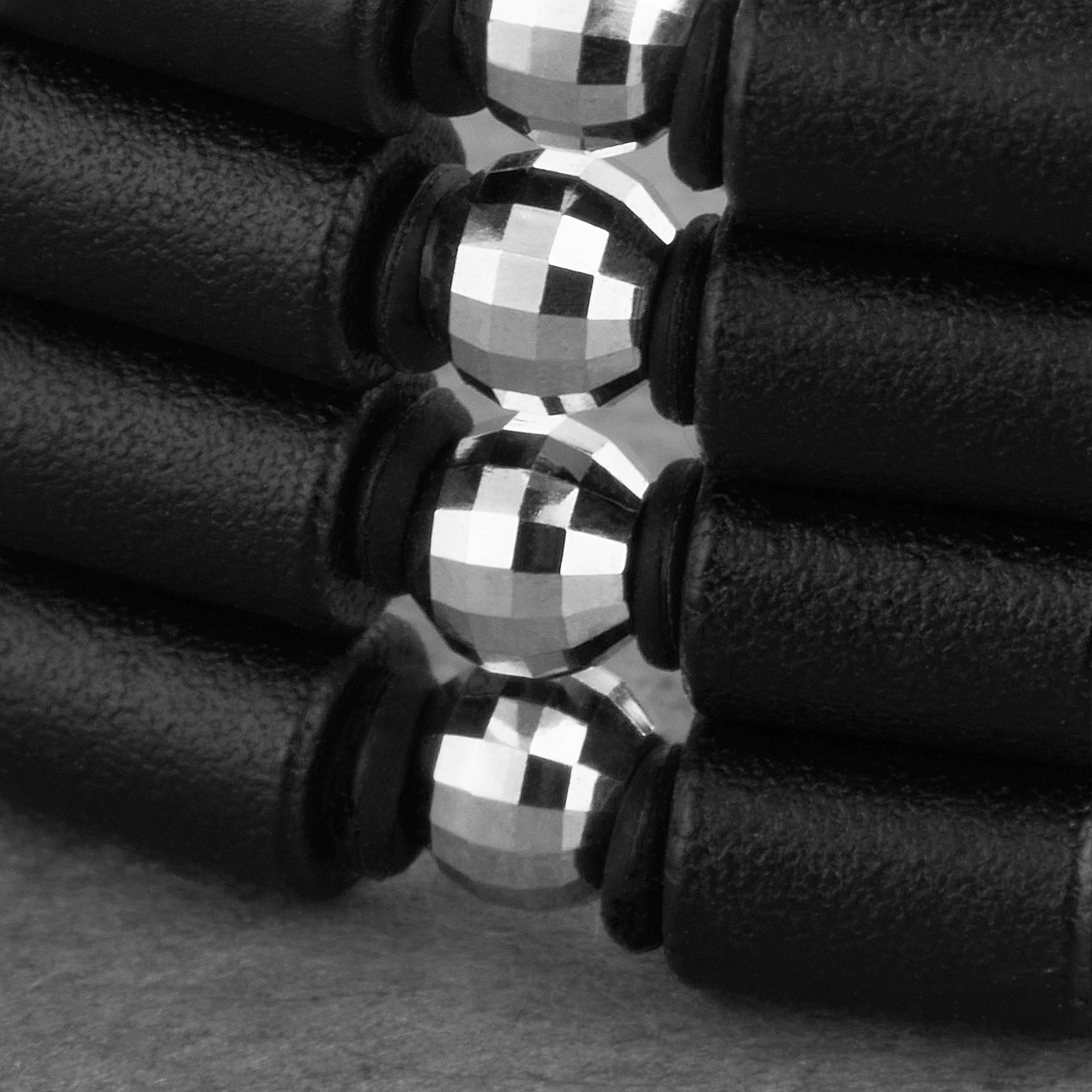 コアフォースループプラチナ　アップ