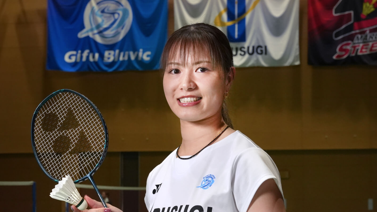 スポーツネックレス